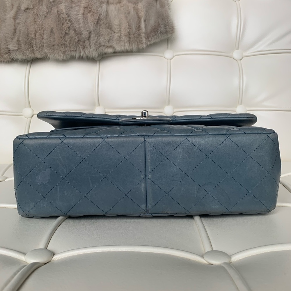 $8K CHANEL JUMBO CLASSIC - LAMBSKIN - POWDER BLUE - Picture 7 of 16